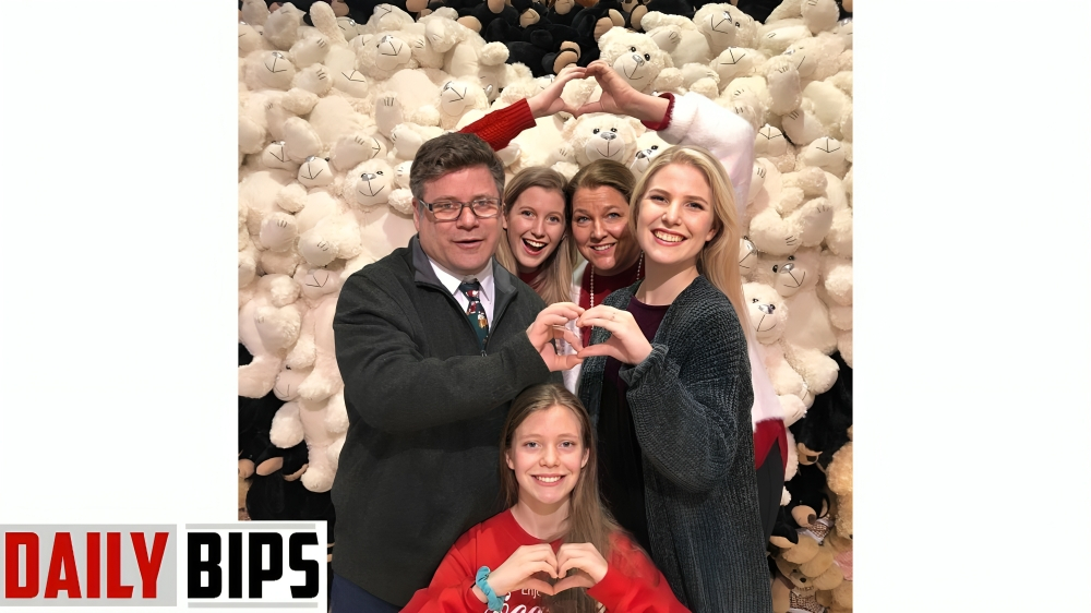 isabella louise astin